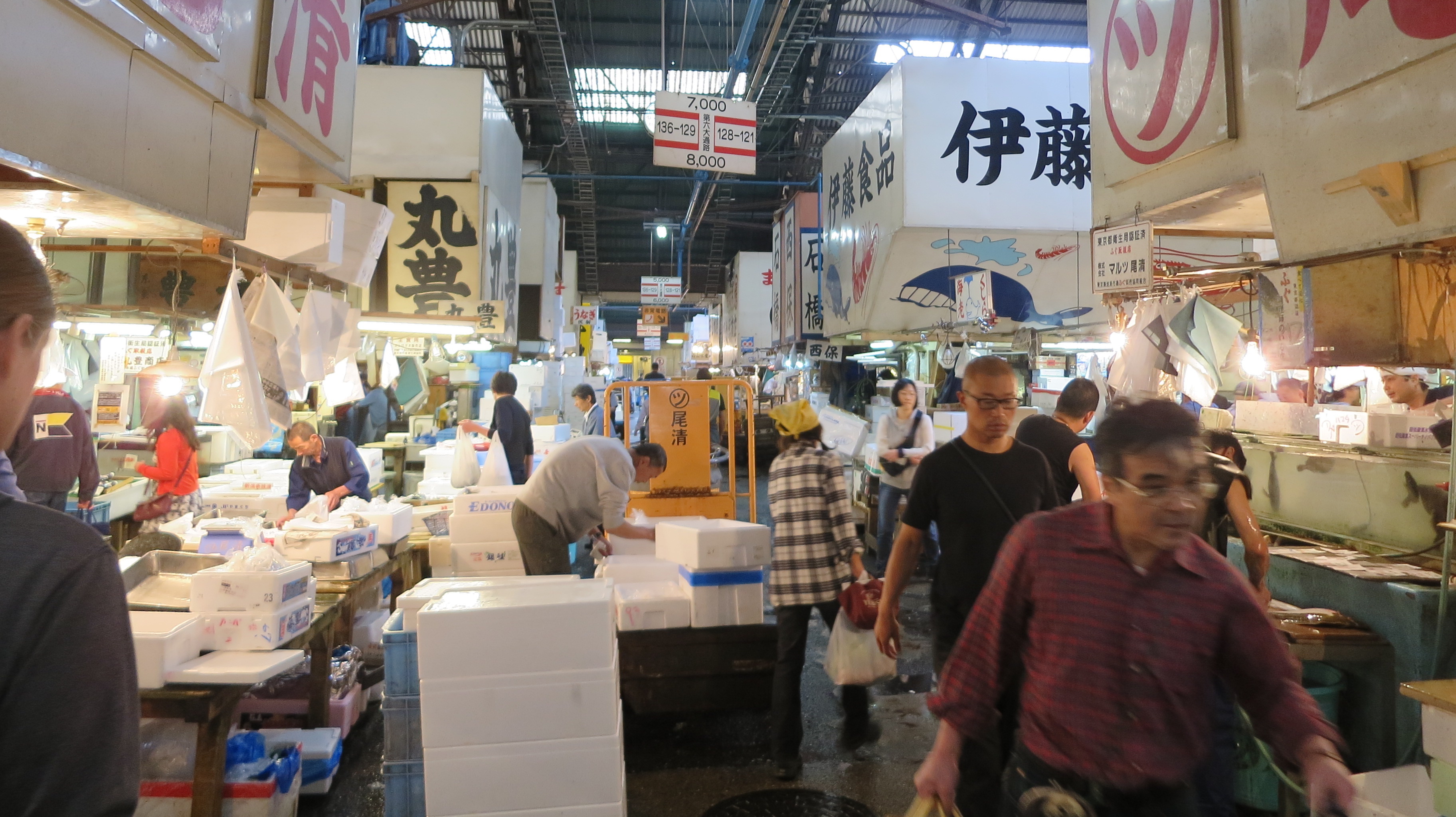Tsukiji Fish Market (moved) - Tourist in Japan
