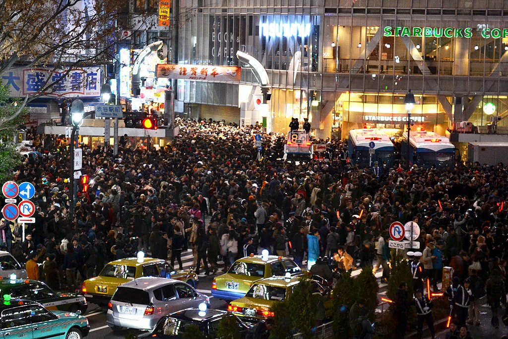 Shibuya Crossing, Tokyo. Photo by Daniel Rubio. CC BY-SA 2.0.