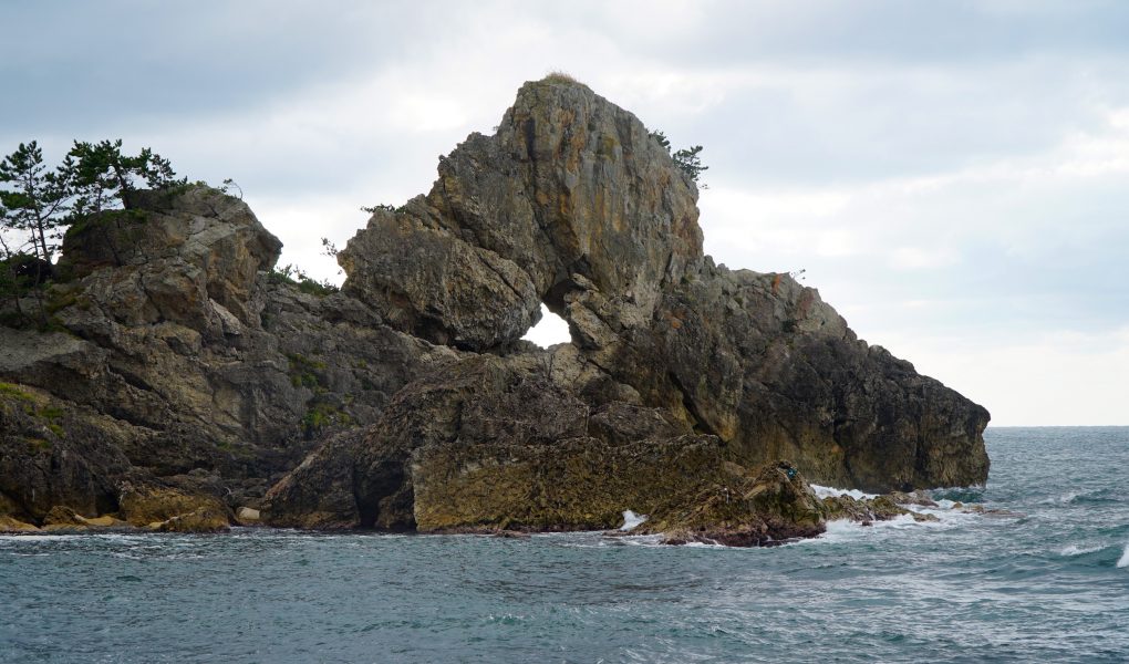 Madoiwa rock at Sosogi Coast