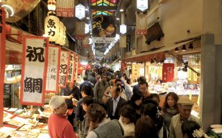 Crowds at Nishiki Market, Kyoto