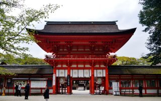 Romon Gate at Shimogamo Jinja. Credit: Zairon. Licensed under CC BY-SA 4.0.