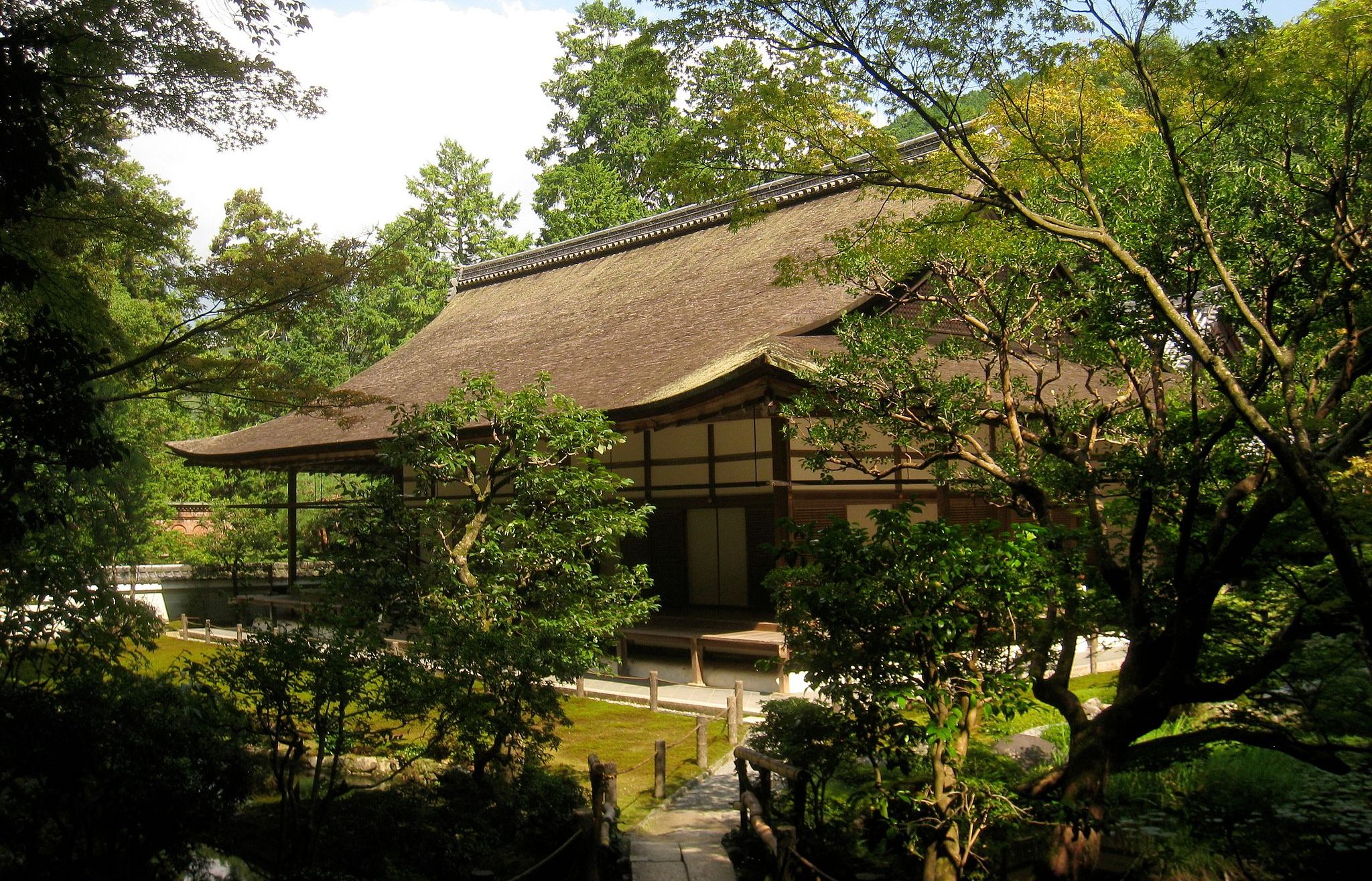 View at Nanzen-in temple. Credit: Daderot. Public Domain.