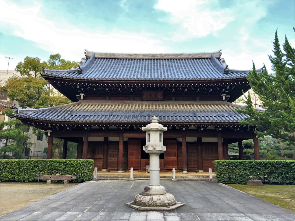 Jotenji Temple, Hakata Old Town, Fukuoka. © touristinjapan.com