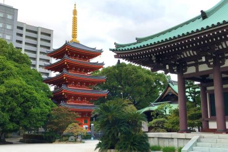 Tochoji Temple, Hakata Old Town, Fukuoka. © touristinjapan.com