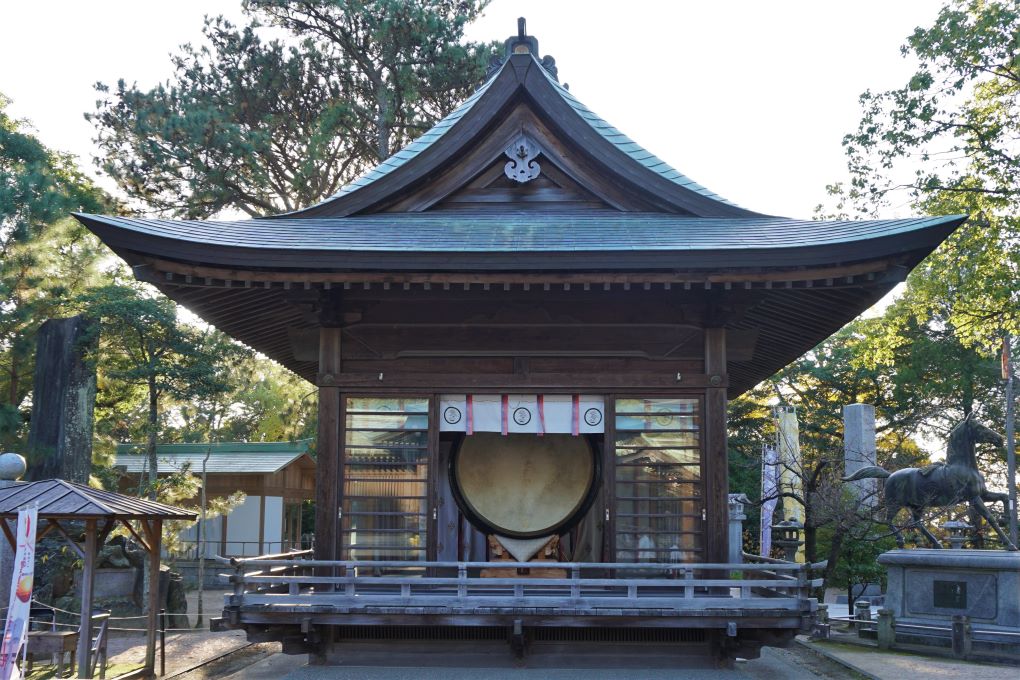 Large Taiko Drum at Miyajidake Shrine, Fukutsu. © touristinjapan.com