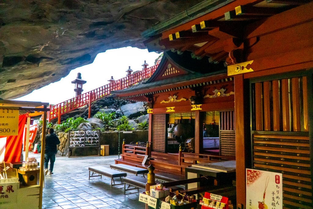 Udo Shrine, Miyazaki Prefecture, Kyushu, © touristinjapan.com