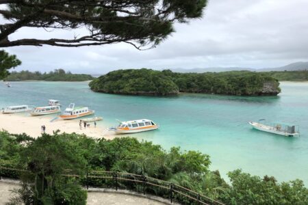 Kabira Bay, Ishigaki © Touristinjapan.com